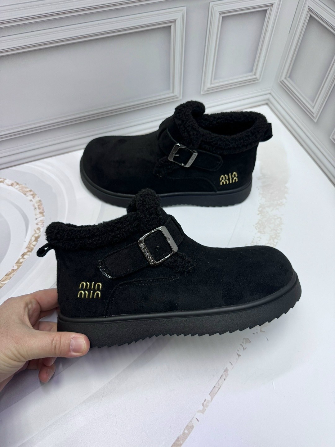 ,угги женские,женская зимняя ,зимняя ,теплая