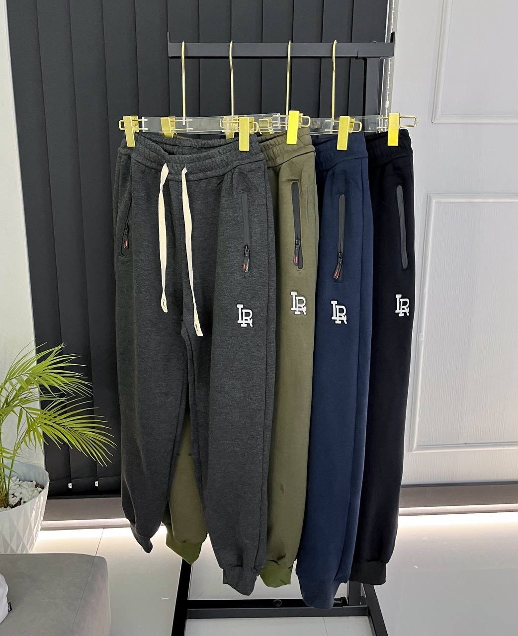 спортивные брюки мужские,мужские спортивные штаны,брюки мужские модные,спортивные штаны,спортивные брюки