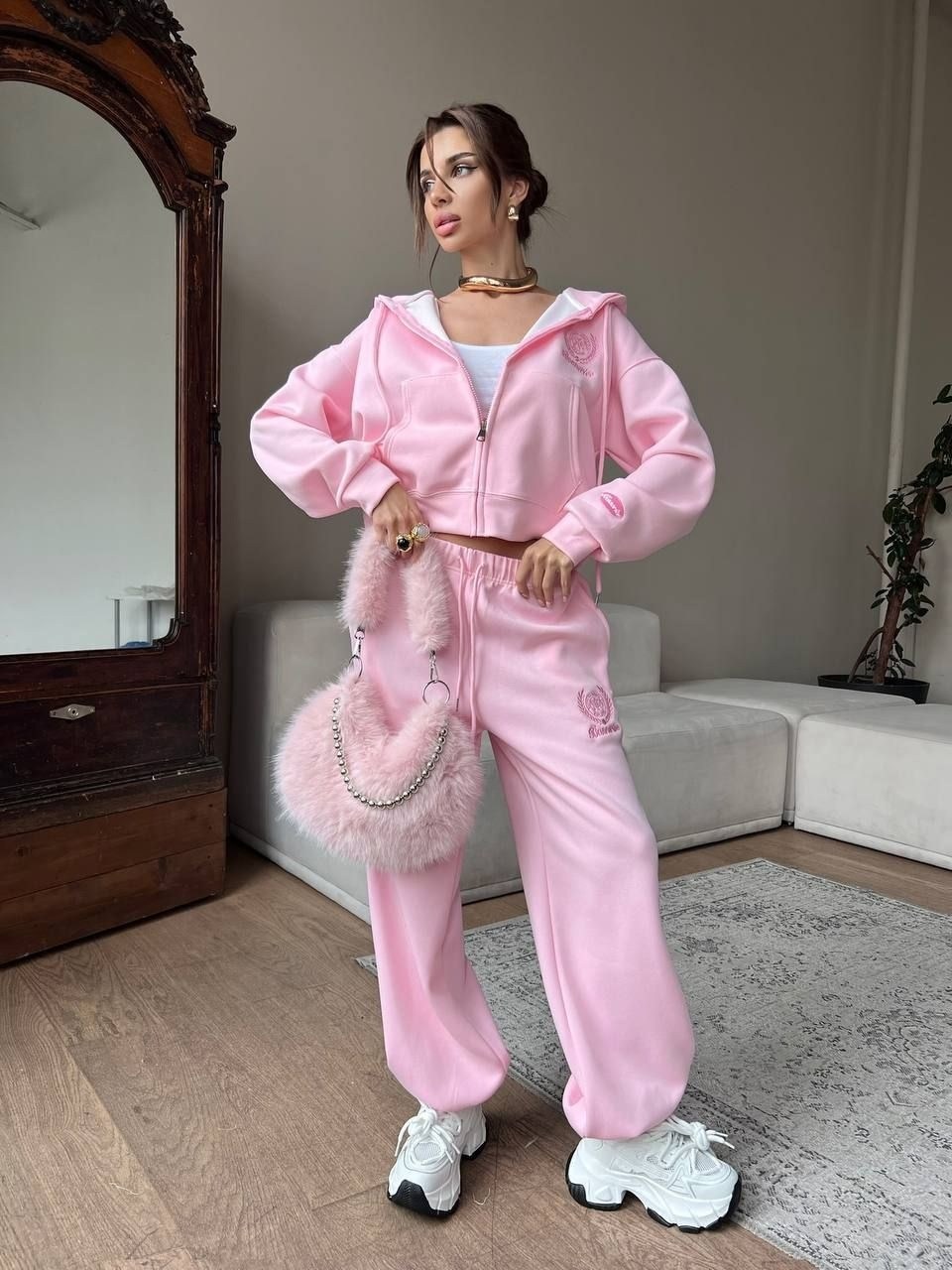 розовый костюм,женские костюмы спортивные,спортивные костюм,женский костюм