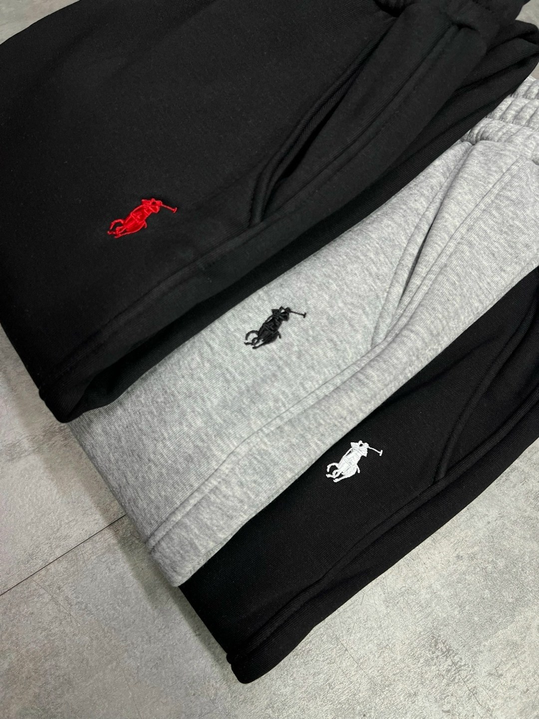 спортивные штаны,спортивные брюки,штаны свободные,спортивные костюм,спортивные штаны для мужчин