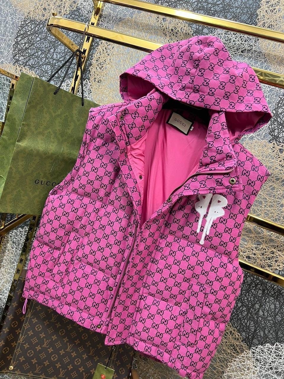 демисезонная жилетка,женские жилеты,куртка gucci,женская жилетка,жилетка