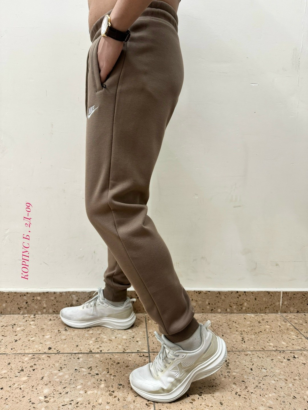 спортивные брюки nike,спортивные брюки,мужские спортивные брюки nike,спортивные штаны,штаны на флисе