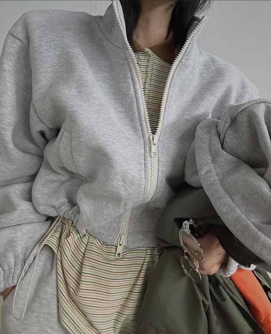 костюмы спортивные оверсайз,серый спортивный костюм оверсайз,костюм оверсайз,спортивный костюм оверсайз женский,женские спортивные костюмы