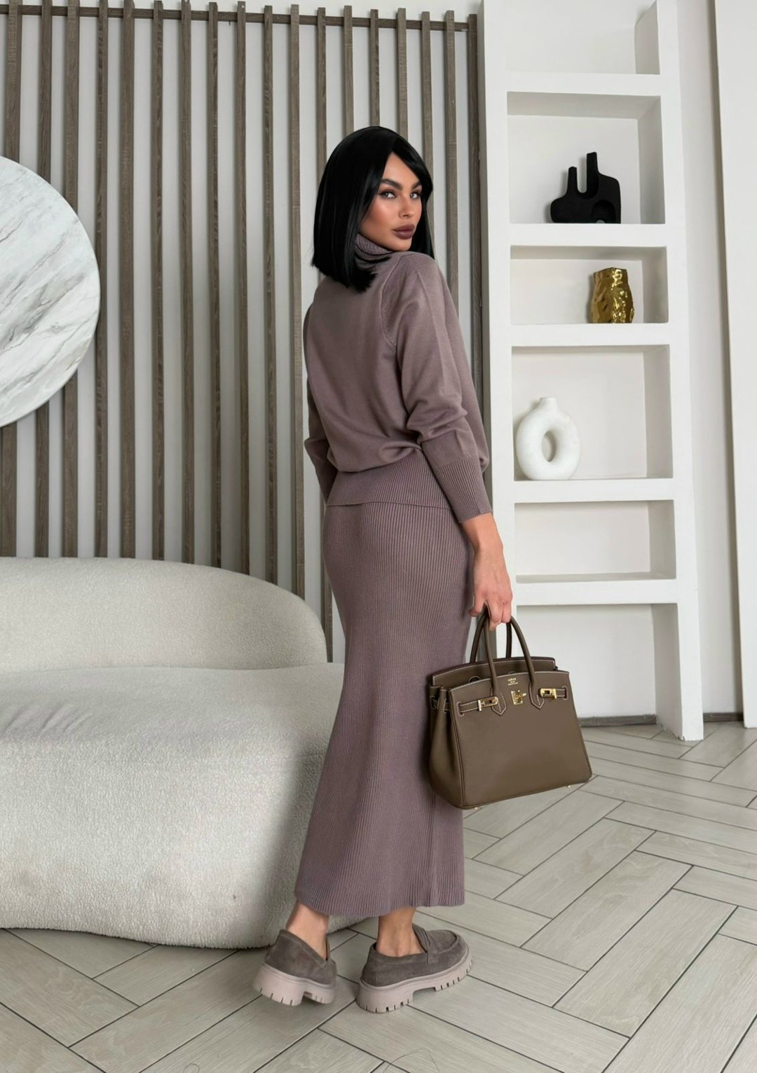 костюм с юбкой трикотажный теплый,женский трикотажный костюм с юбкой,трикотажные костюмы с юбкой,вязаный костюм с юбкой,трикотажный костюм с юбкой миди