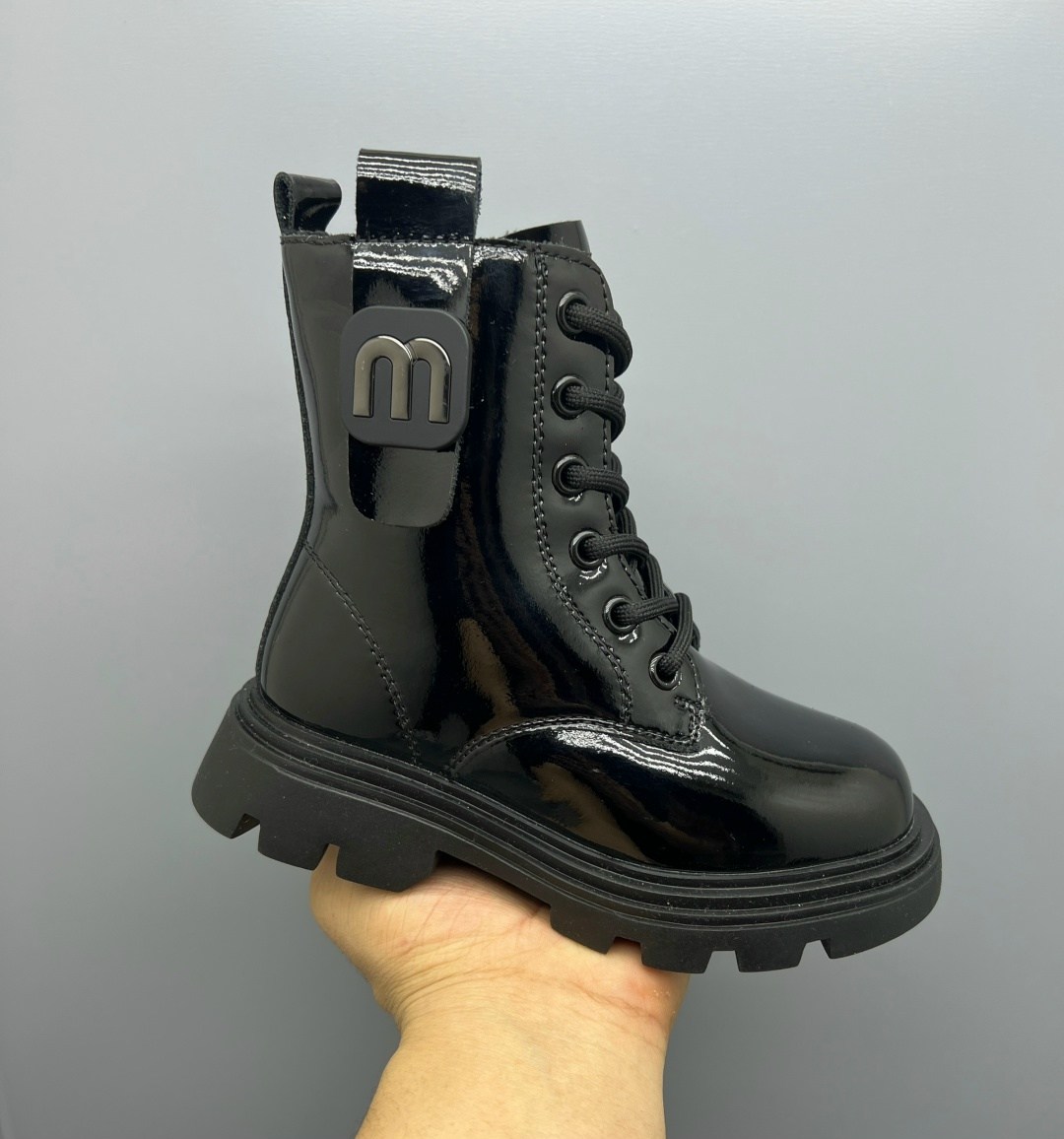 детские ботинки,,ботинки,ботинка для девочек,ботинки лаковые для девочек