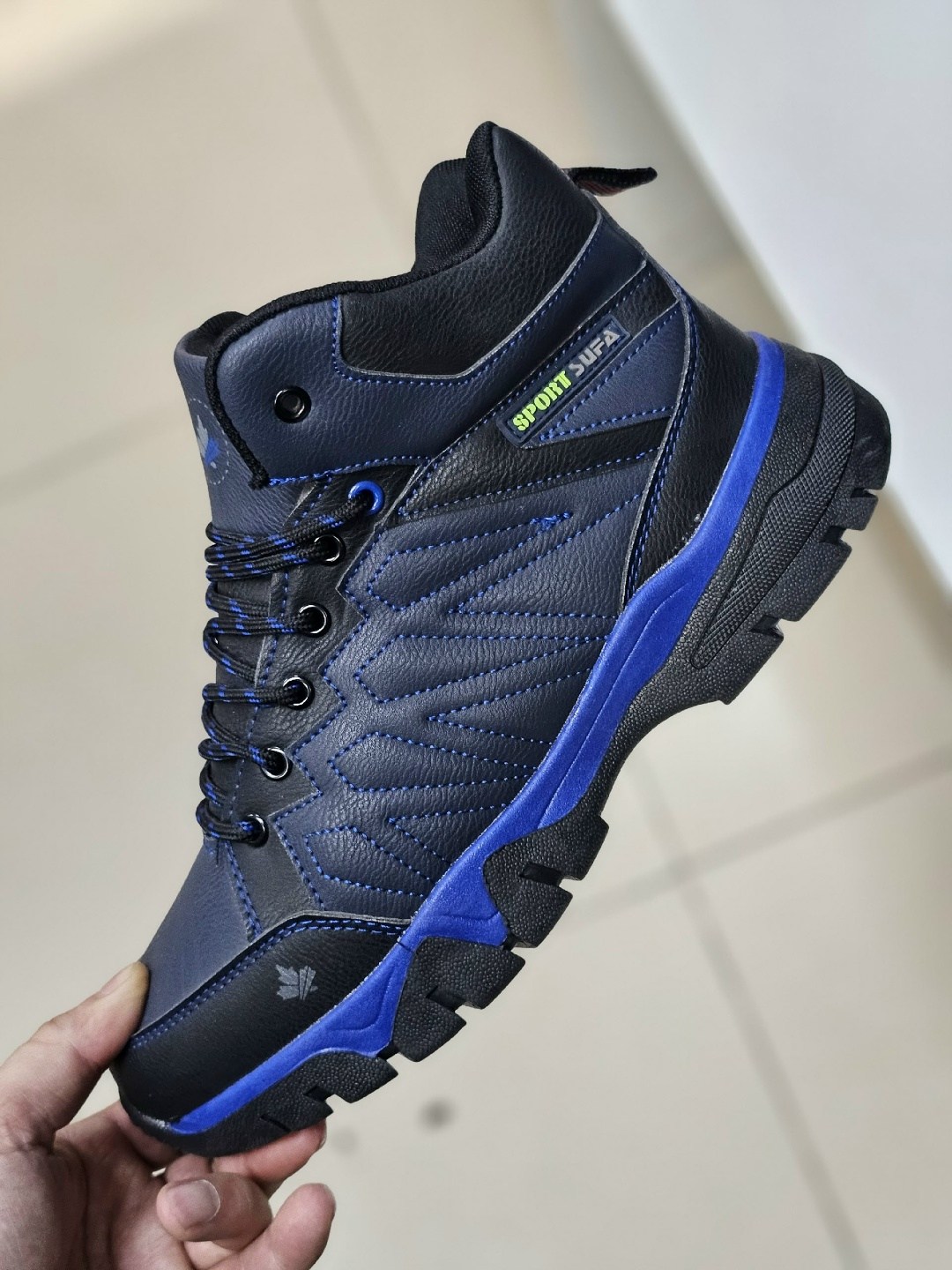 адидас кроссовки мужские зимние с мехом кожа,,зимние мужские кроссовки,зимние кроссовки,кроссовки зимние bona