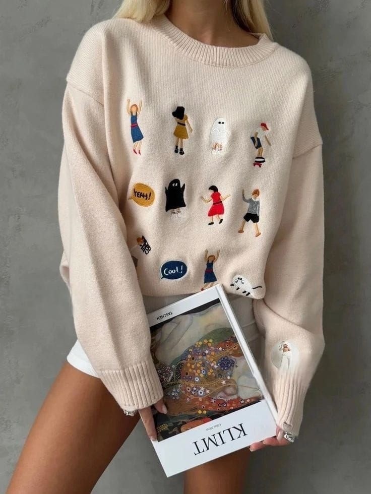 свитер с принтом,свитер,модные свитера,свитера женские,свитер с вышивкой