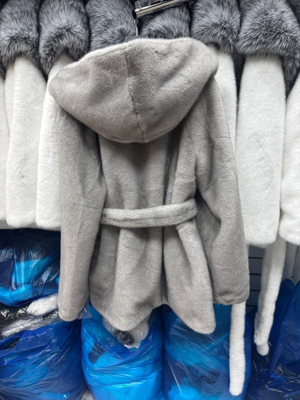 шубы норковые,шуба с капюшоном,шуба искусственная под норку с капюшоном,шуба искусственная,норковая шуба с капюшоном