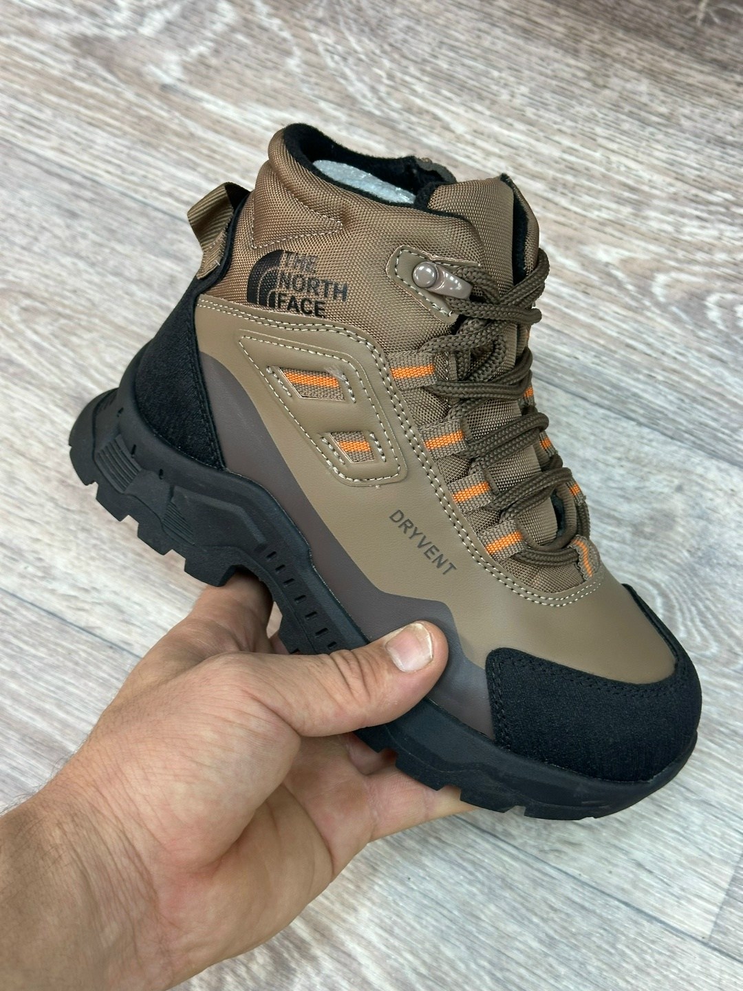 кроссовки зимние мужские adidas,кроссовки зимние adidas,кроссовки adidas,зимние ботинки adidas,adidas climaproof кроссовки мужские