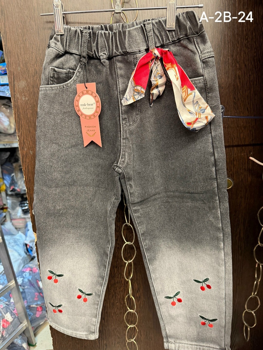 джинсы детские,джинсы для девочек,модные джинсы,брюки джинсы,штаны джинсы