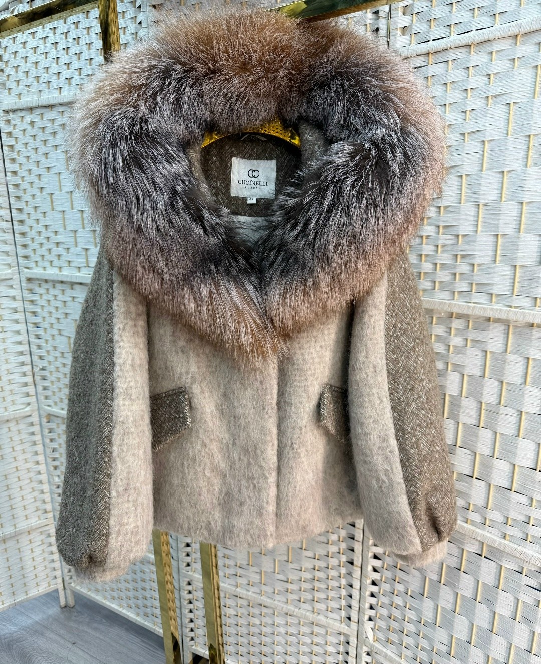 модная куртка,пальто барашек,меховая куртка,теплая куртка,куртка барашек