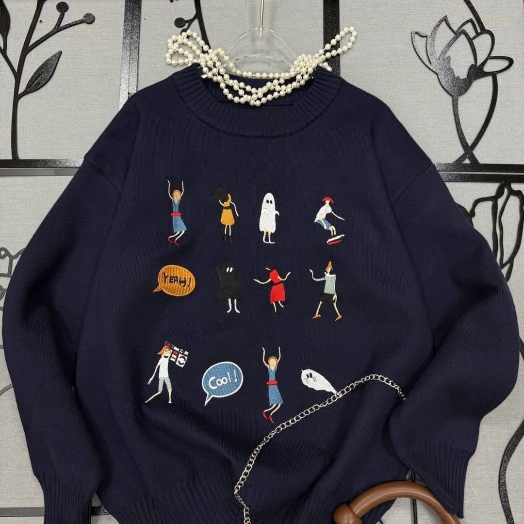 свитер с принтом,свитер,модные свитера,свитера женские,свитер с вышивкой