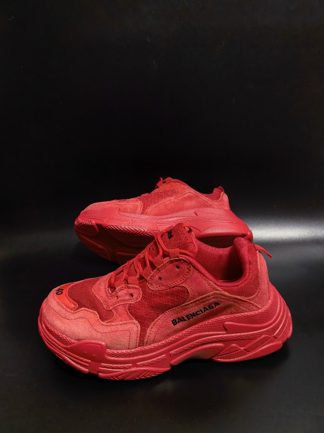кроссовки баленсиага красные,кроссовки женские balenciaga,balenciaga кроссовки,кроссовки balenciaga triple s,кроссовки красные