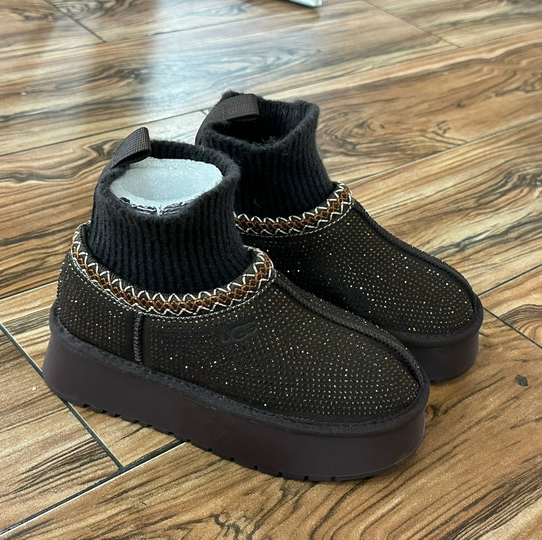 угги женские,,женская зимняя , женская,зимняя