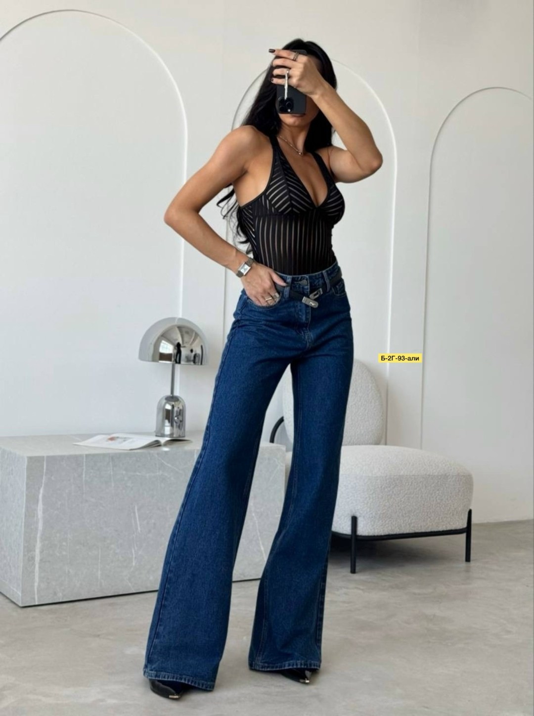 женские боди,одежда модная,черное боди,джинсы в обтяжку