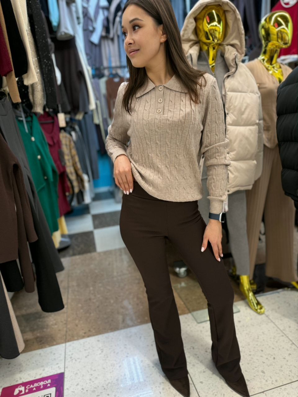 брюки широкие,брюки для женщин,брюки с высокой талией,стильные брюки,брюки клеш