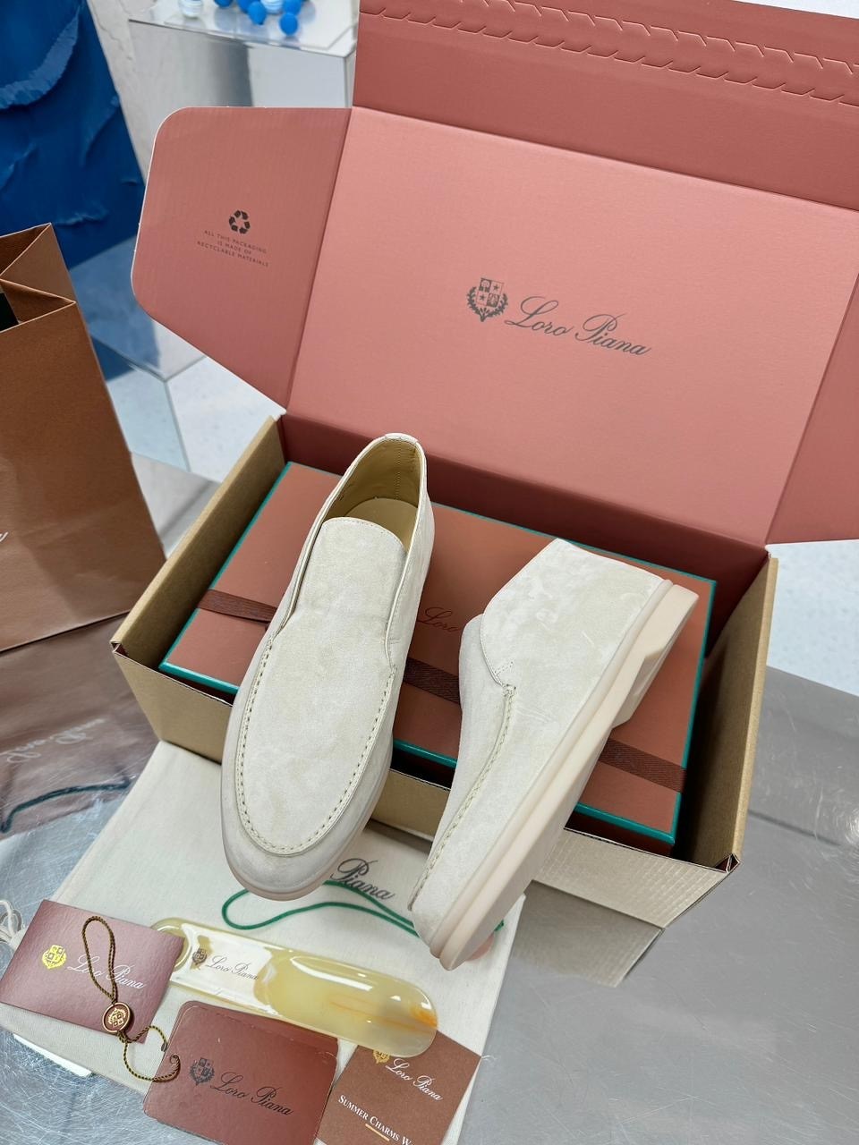 ,лоферы loro piana,лоферы из натуральной замши loro piana,лоферы мужские loro piana,ботинки лоро пиано