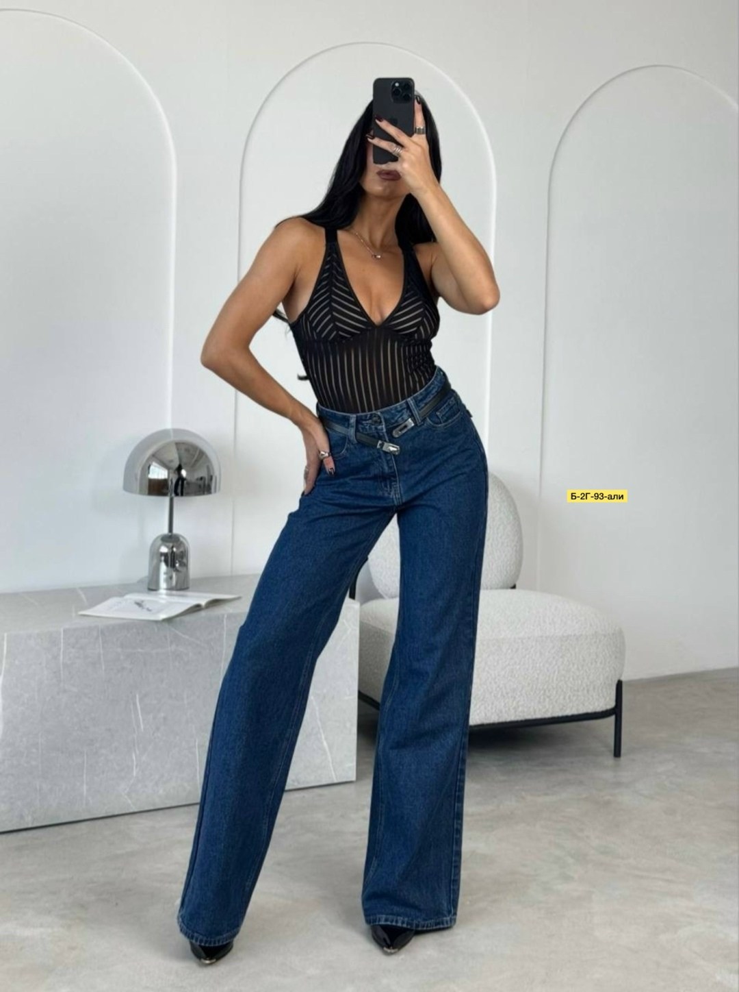 женские боди,одежда модная,черное боди,джинсы в обтяжку