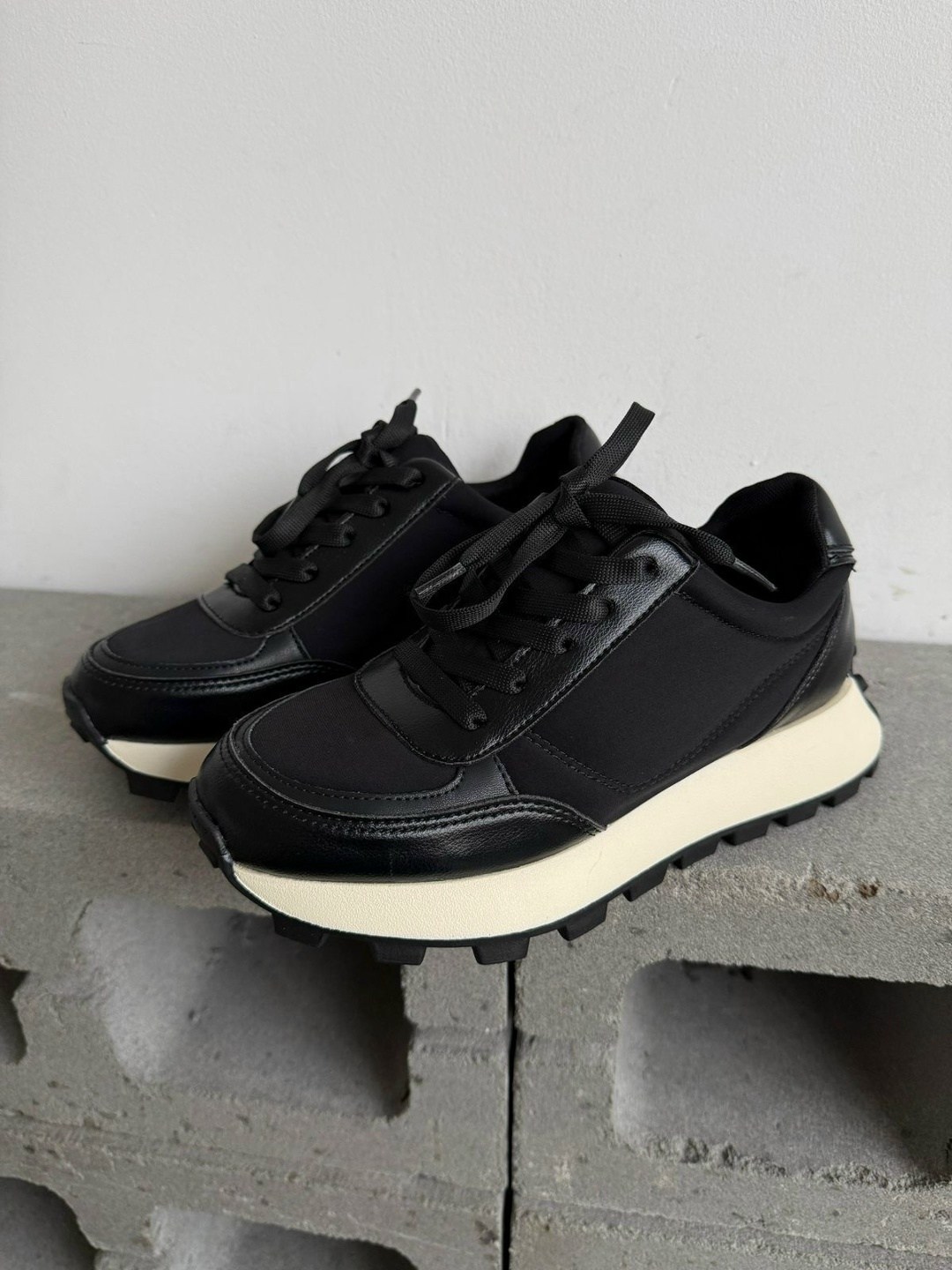 ,женские кроссовки,кроссовки женские черные,кроссовки для женщин,кроссовки эко кожа