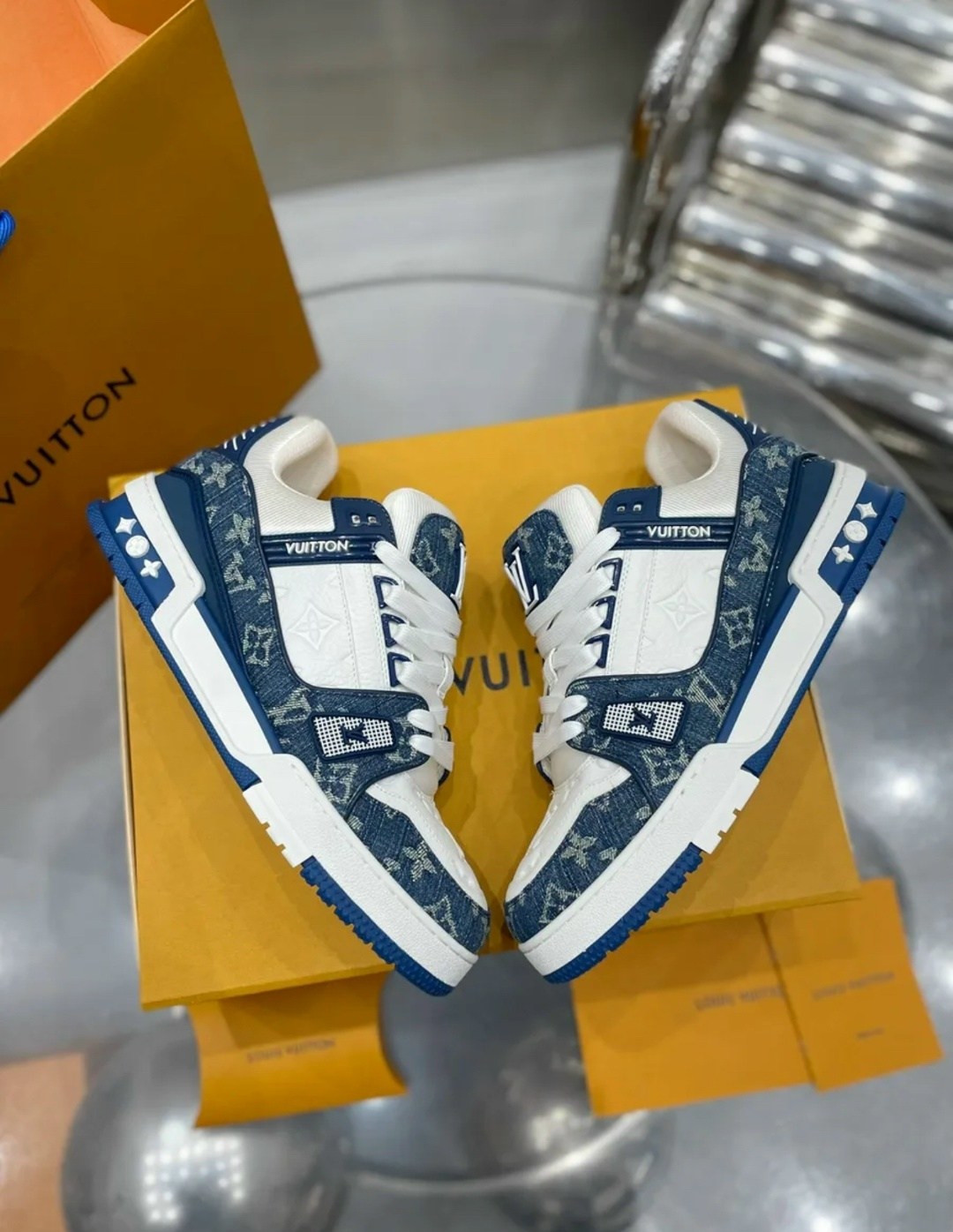 кроссовки louis vuitton trainer,кроссовки louis vuitton,кроссовки louis vuitton мужские,кроссовки женские louis vuitton,луи виттон кроссовки