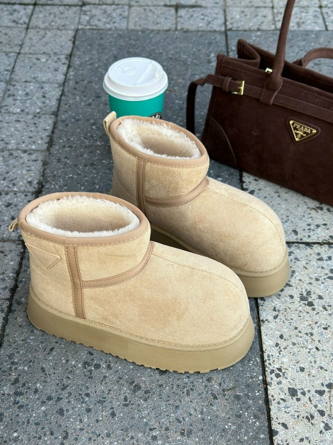 ,женская зимняя ,угги женские,зимняя ,короткие сапоги