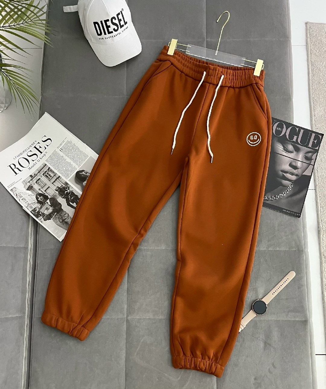 брюки спортивные,брюки джоггеры,штаны модные,штаны женские,спортивные брюки женские