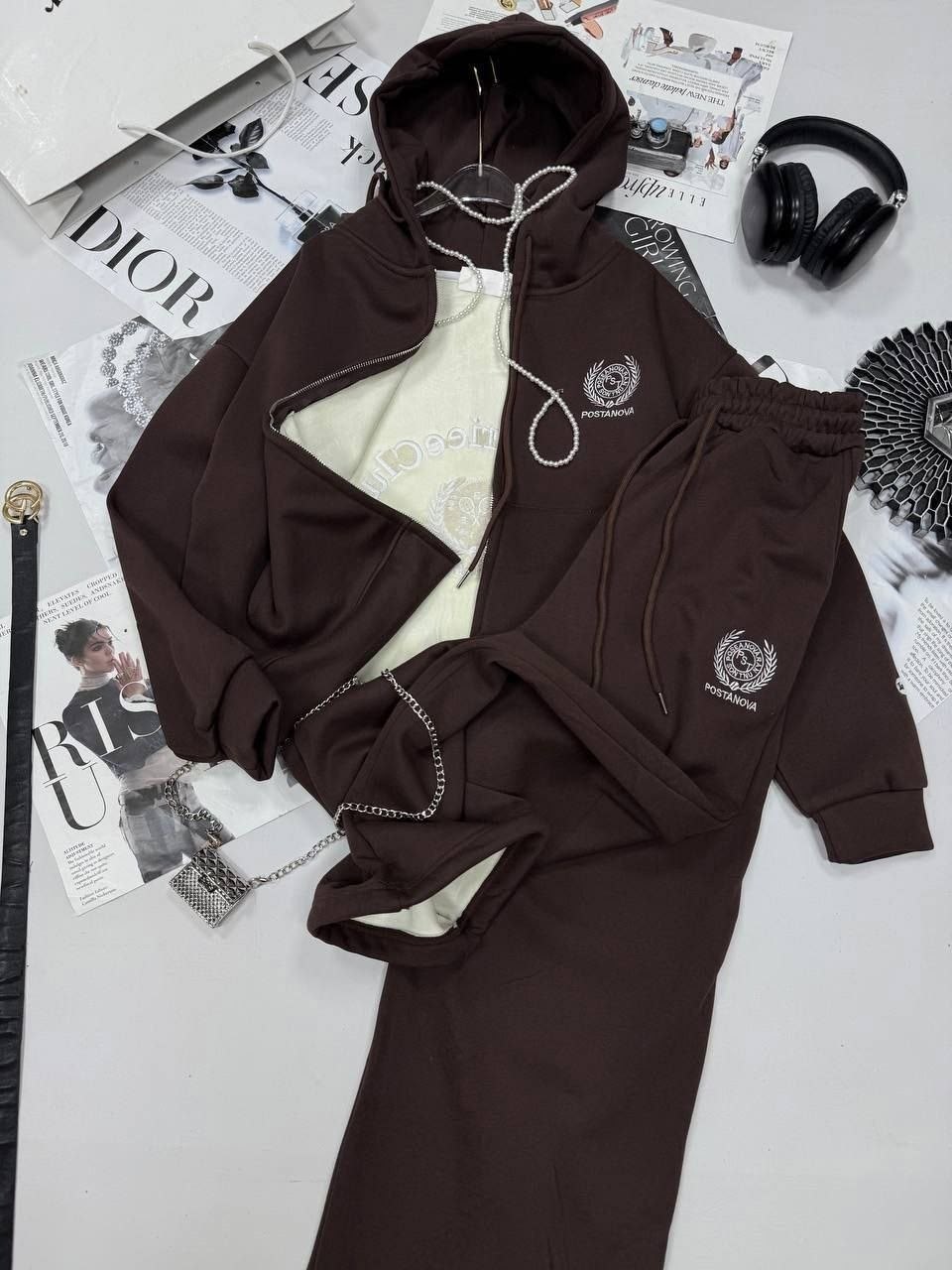 спортивные костюмы женские,оверсайз костюм,стильные костюмы,спортивные костюм,спортивный костюм на флисе женский