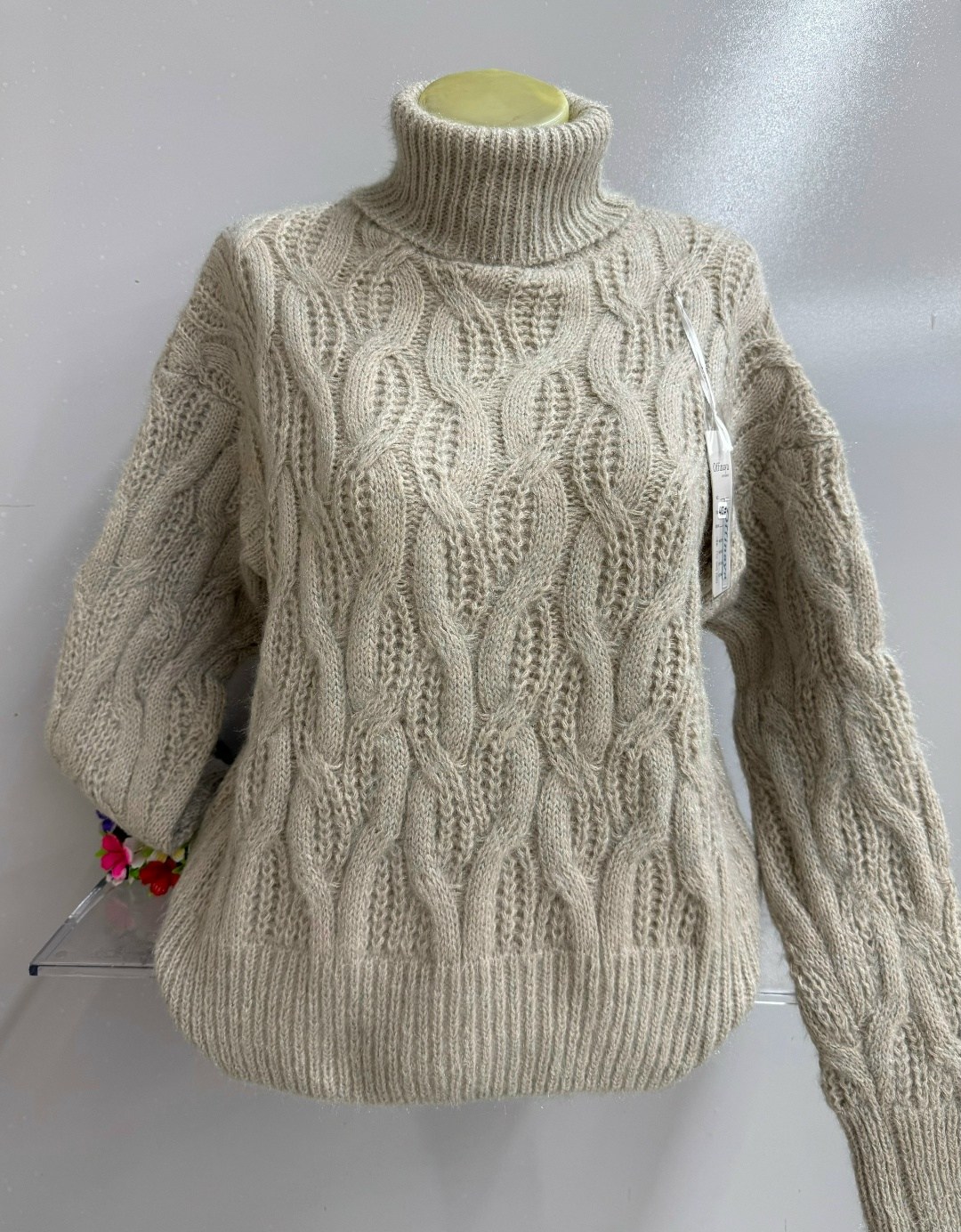 женский свитер,свитера вязаные,женские вязаные свитера,свитер,свитер вязанный