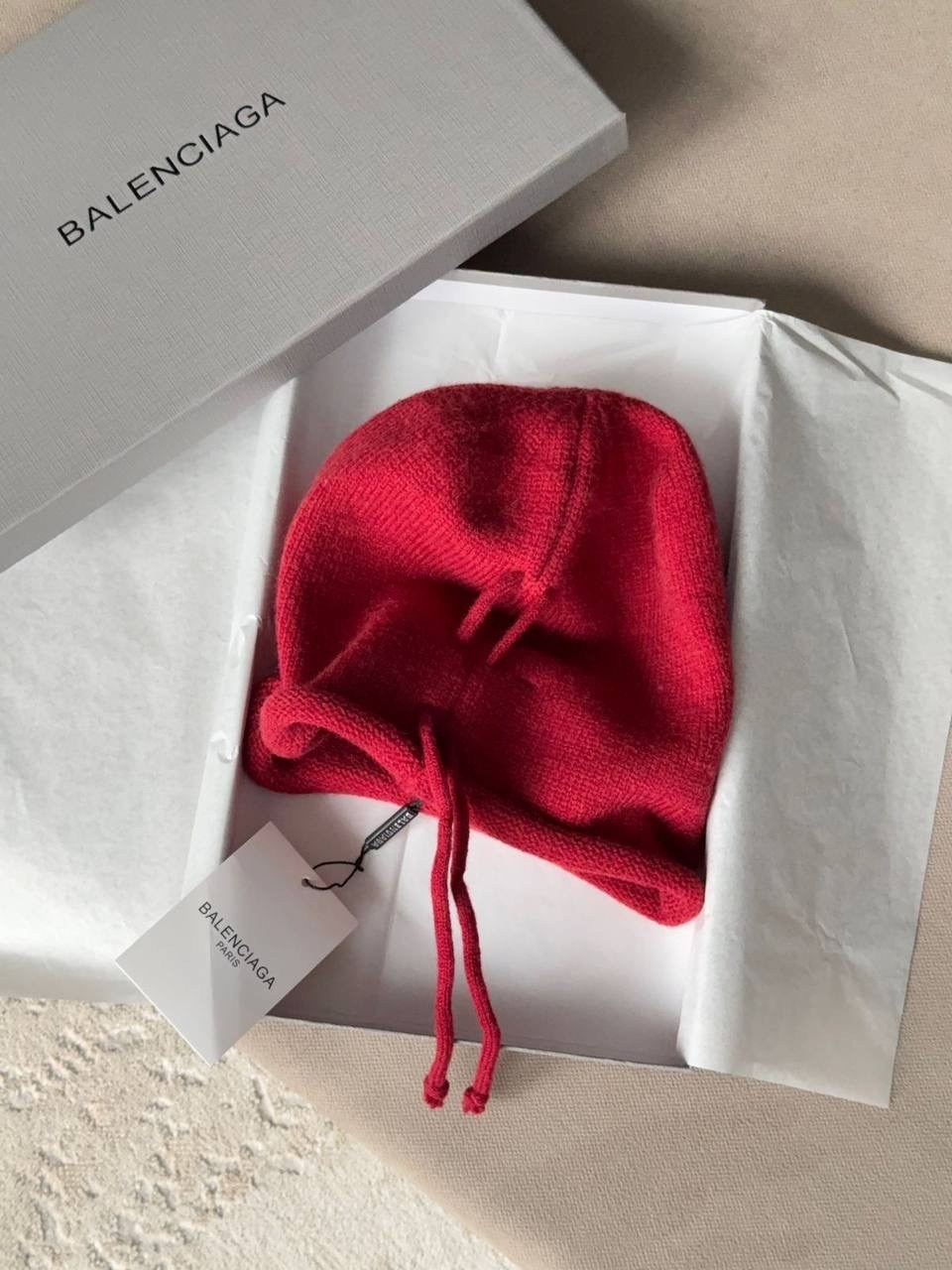 шапка balenciaga,шапка баленсиага,шапка баленсиага женские,брендовые шапки,баленсиага головные уборы