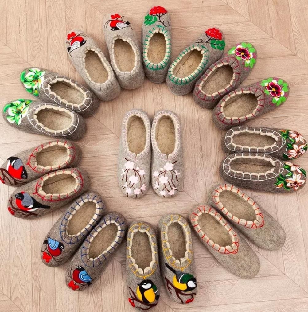 валяные тапочки,тапки-валенки для дома,тапочки из шерсти,тапочки топваленки,войлочные тапочки