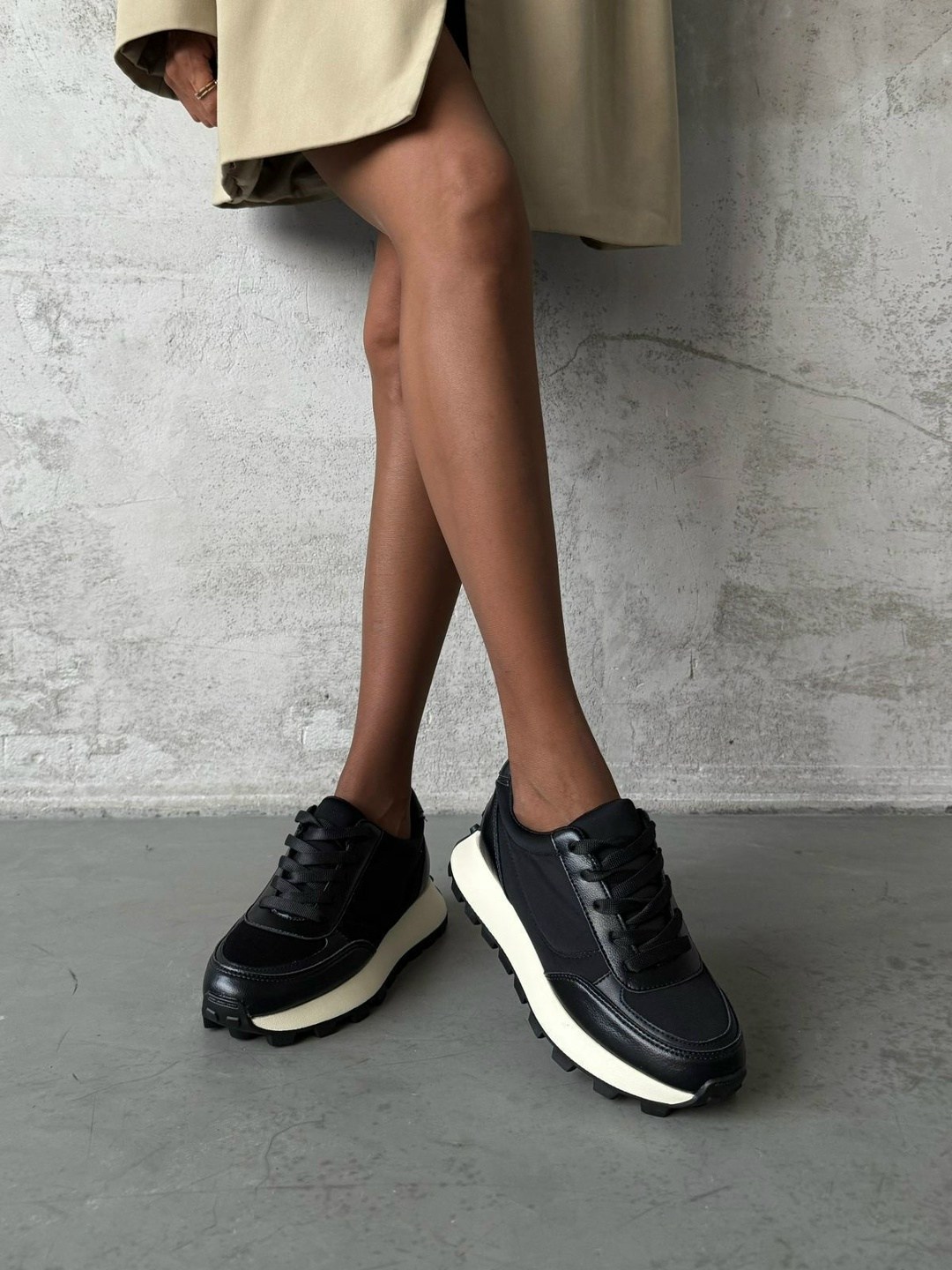 ,женские кроссовки,кроссовки женские черные,кроссовки для женщин,кроссовки эко кожа