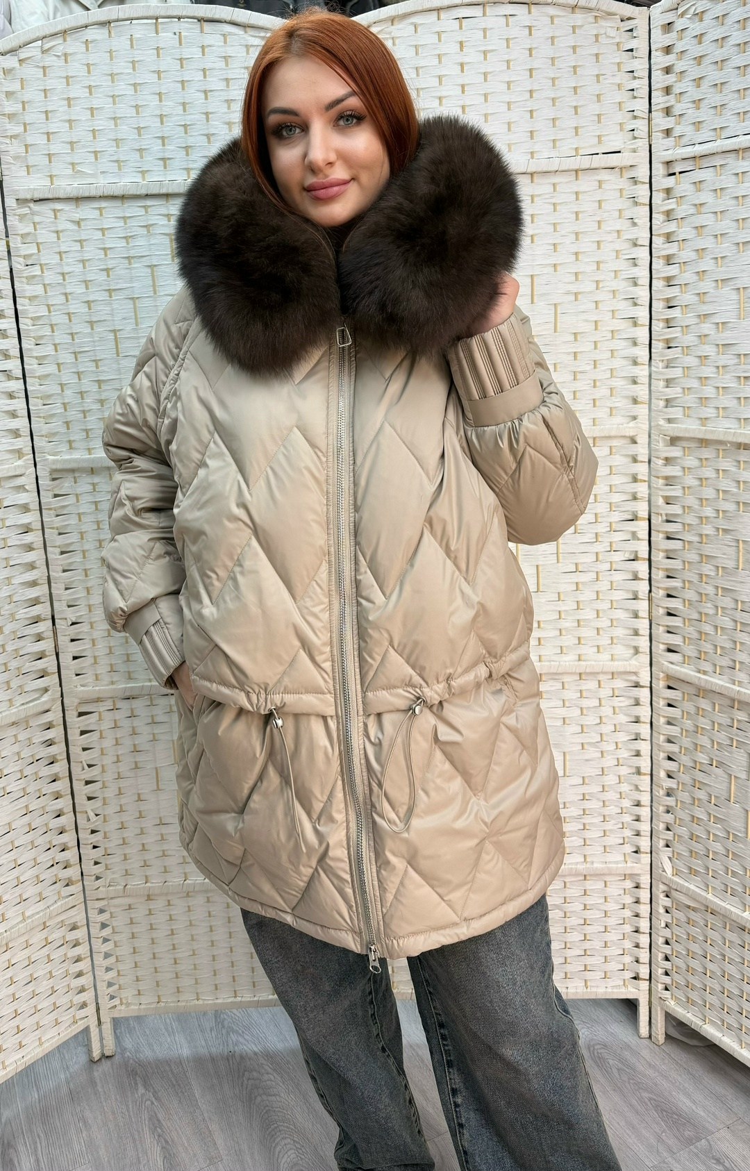 стильные пуховики,пуховики с мехом,пуховик утепленный,женские пуховики,пуховик бежевый