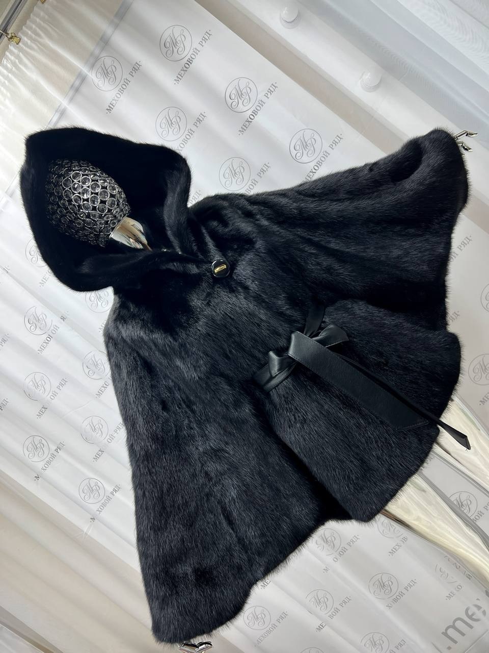 шуба норковая летучая мышь,шуба норковая,шуба норковая с капюшоном,шуба летучая мышь с капюшоном,шуба норковая блэкглама автоледи