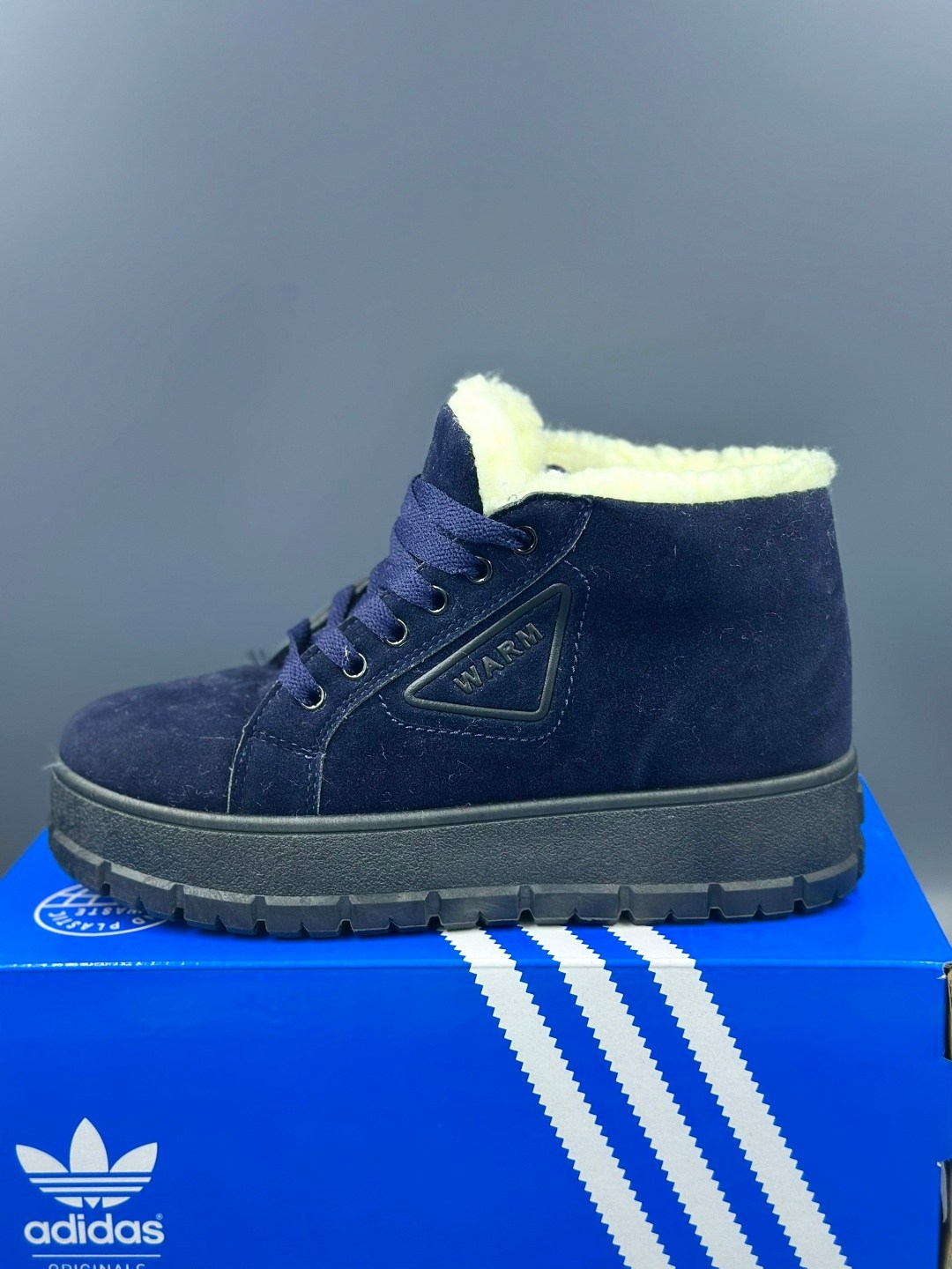 ,ботинки на меху,зимние кроссовки,зимняя женская ,женская