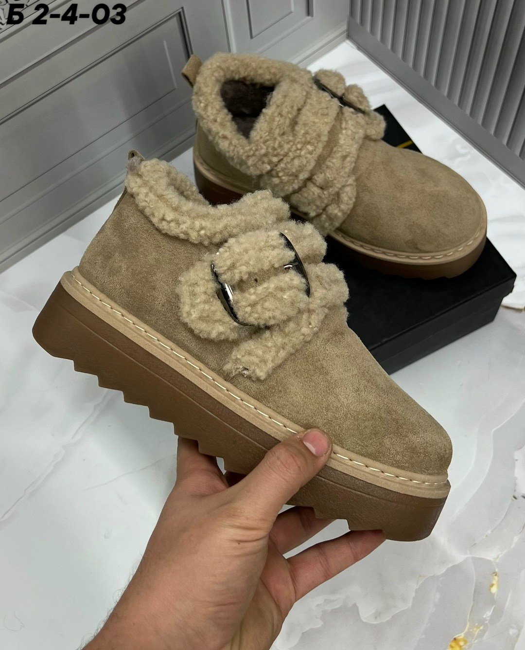 ,женская ,угги женские,зимняя  женская,зимняя