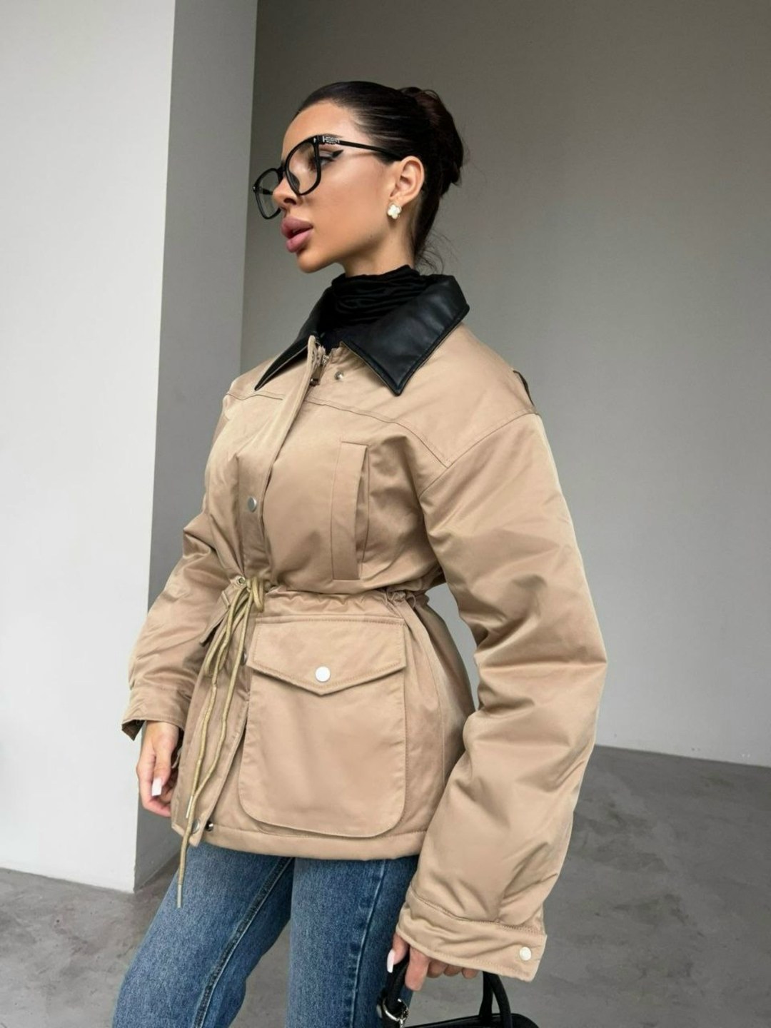 демисезонная куртка,куртка женская демисезонная,стильная куртка,куртка с поясом,женская куртка