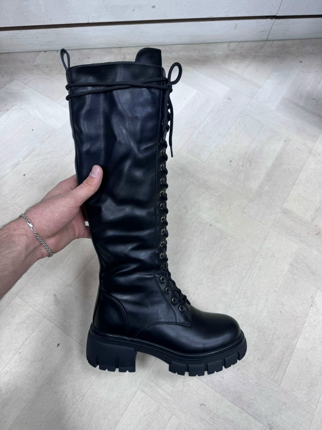 ,высокие сапоги женские,сапоги зимние женские,сапог женский,сапоги со шнуровкой