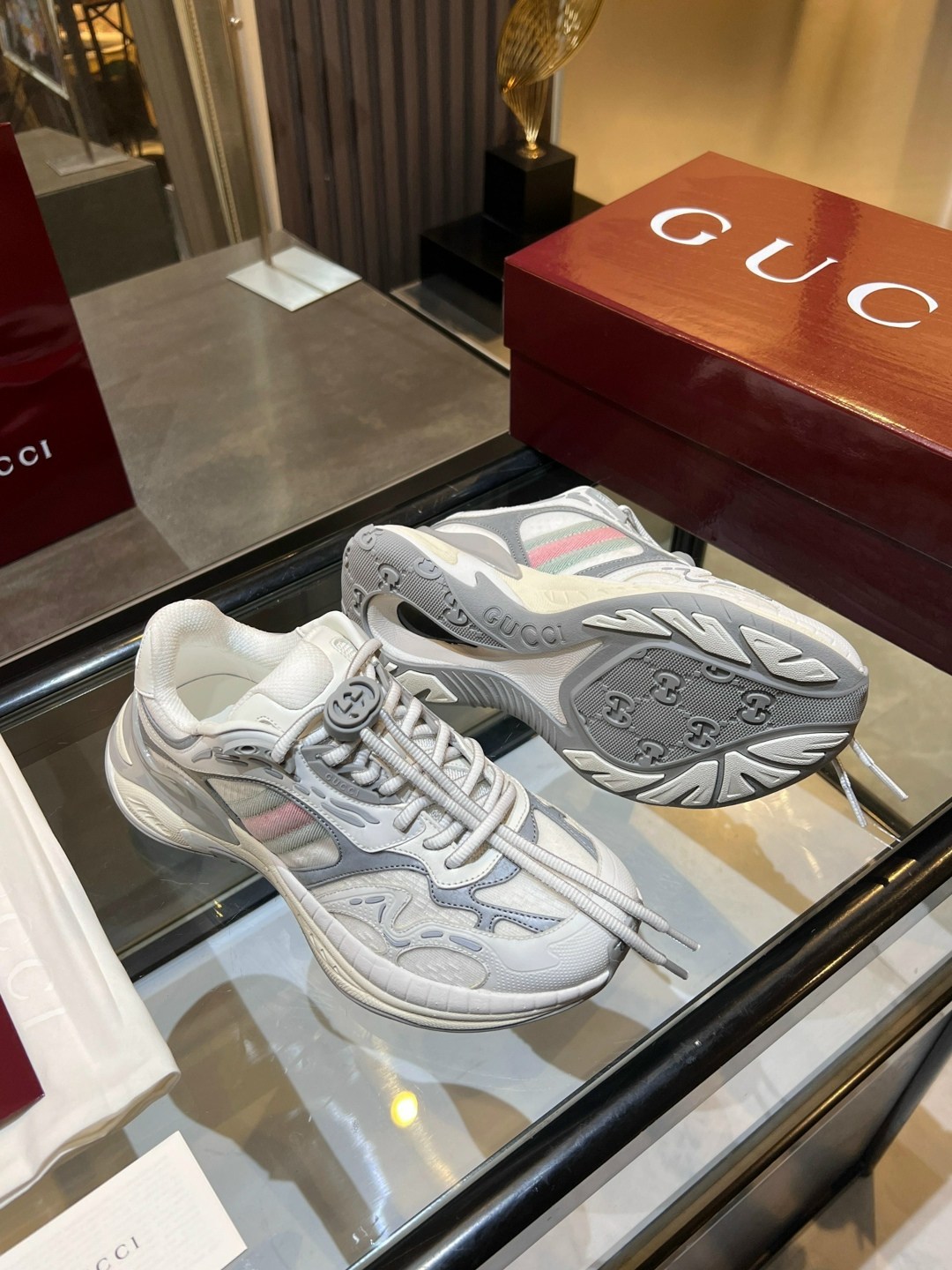 кроссовки gucci,кроссовки женские gucci,кеды гуччи,кроссовки,кроссовкам gucci rhyton