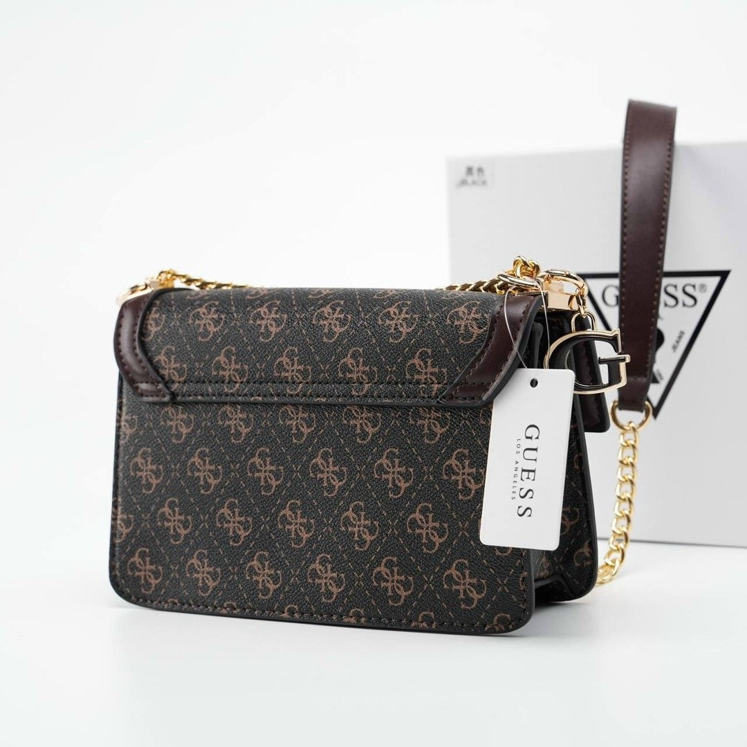 сумка guess женская,cумка guess,guess сумка кросс боди,guess сумка на плечо,сумки через плечо guess сумка