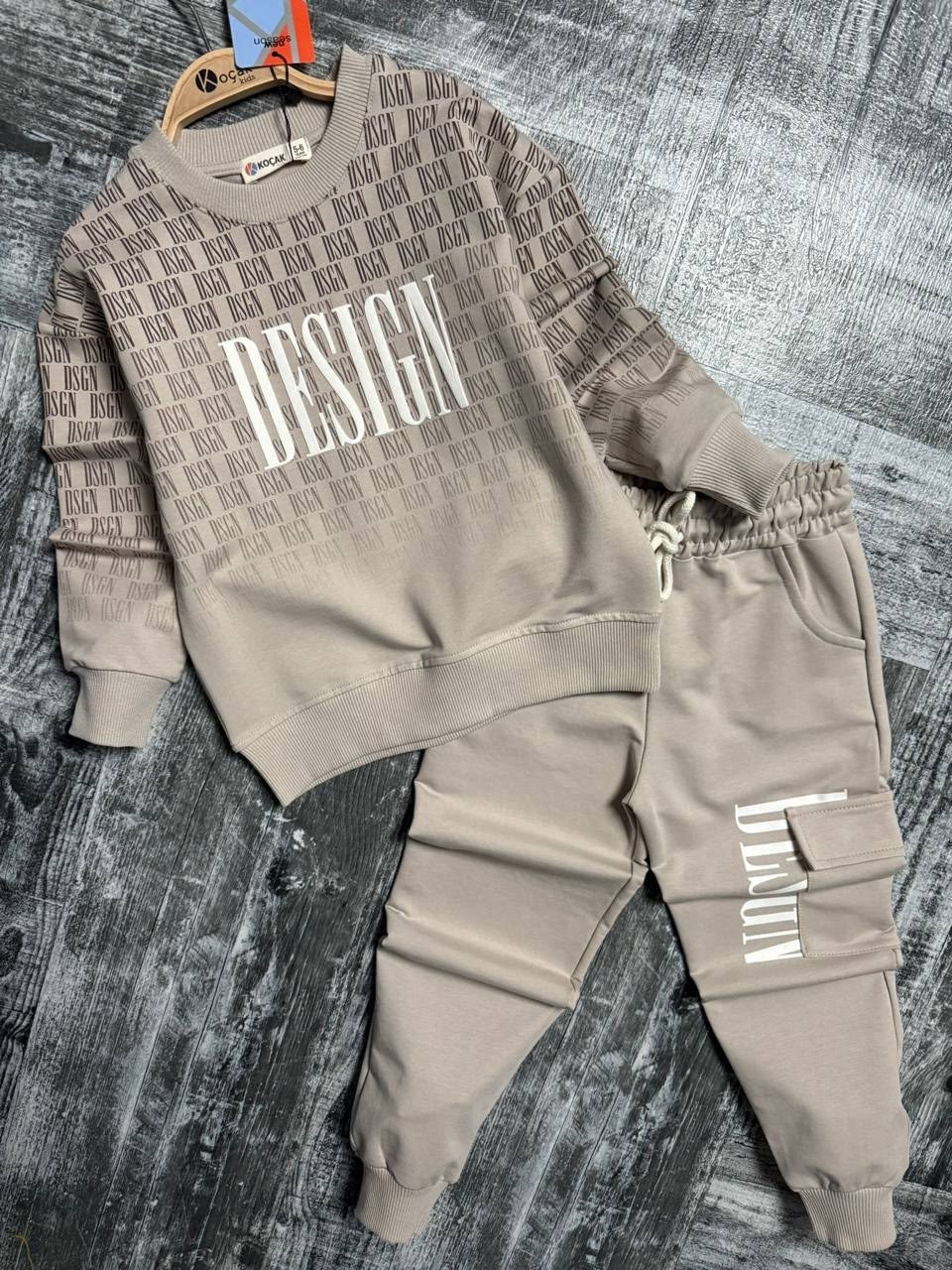 спортивные костюм,костюмы для мальчиков,костюмы детские,детский костюм,костюм с кофтой