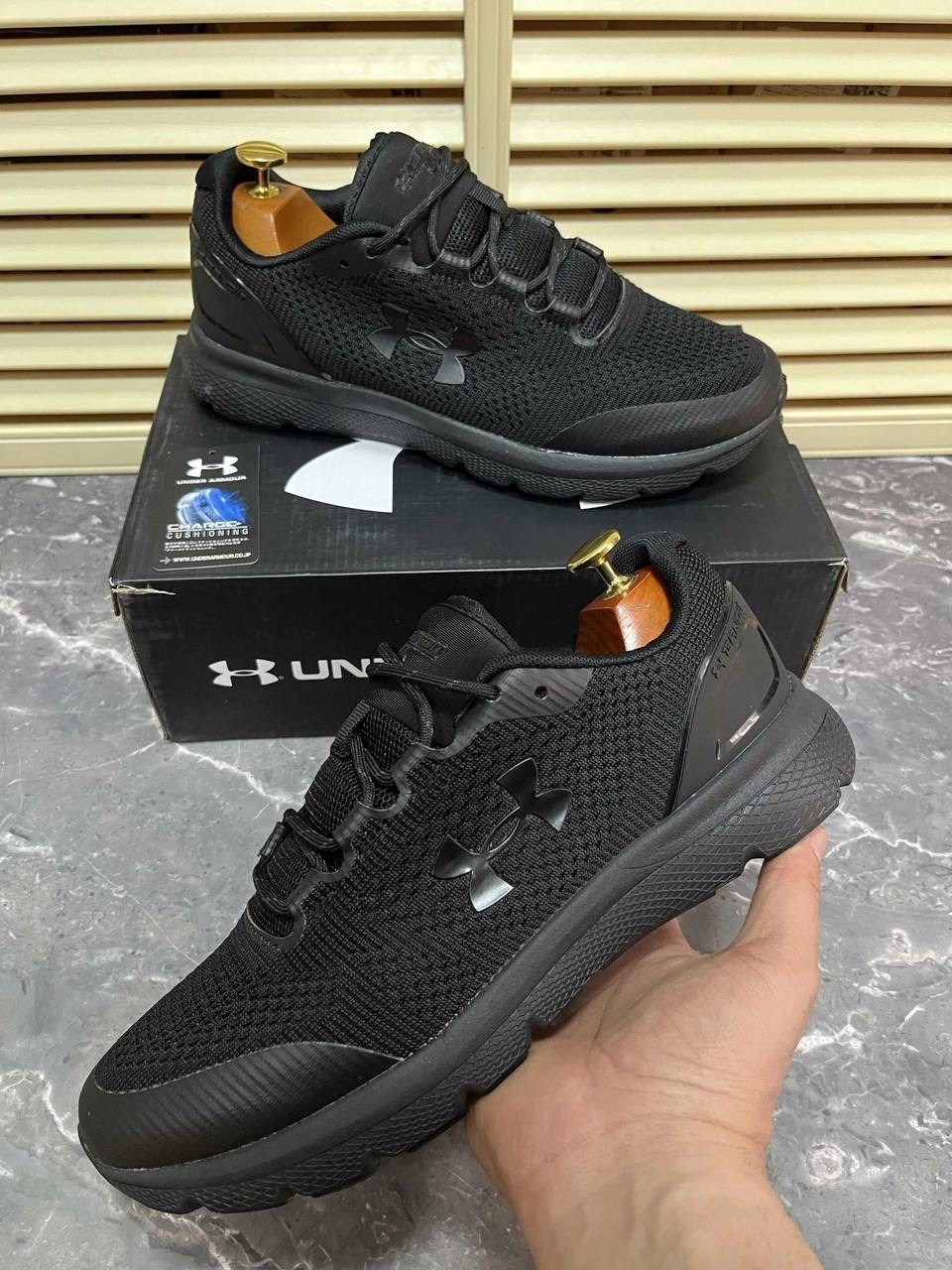 мужские кроссовки under armour charged rogue 3,кроссовка мужской,кроссовки для мужчин,мужские кроссовки,кроссовки under armour мужские