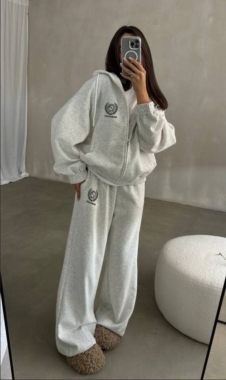 спортивные костюмы женские,оверсайз костюм,стильные костюмы,спортивные костюм,спортивный костюм на флисе женский