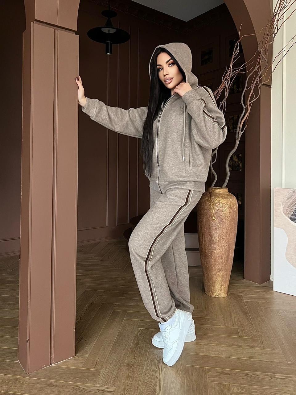 стильные костюмы,женские спортивные костюмы,cпортивный костюм женский на флисе,костюм женский на флисе,костюмы женские