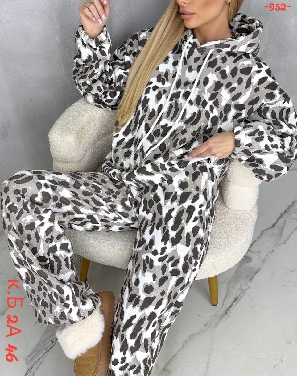 леопардовые костюмы,костюм на флисе,костюм леопард,теплый костюм,женский костюм на флисе