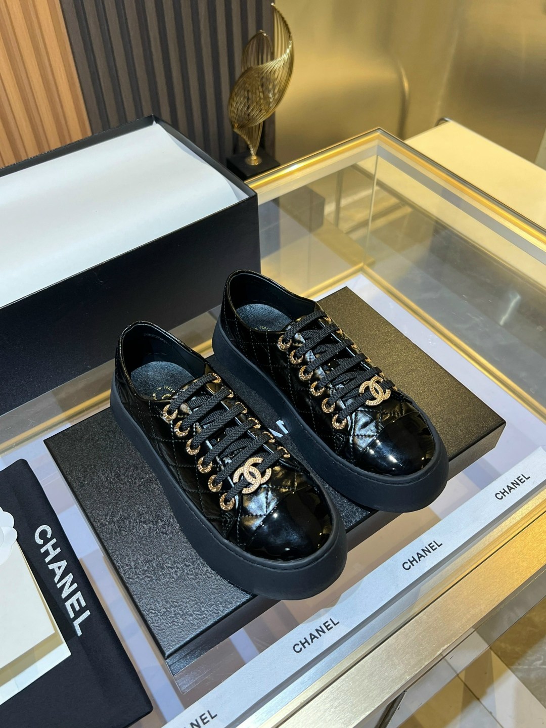 ,кеды chanel,кеды шанель женские,кеды шанель,женские кроссовки chanel