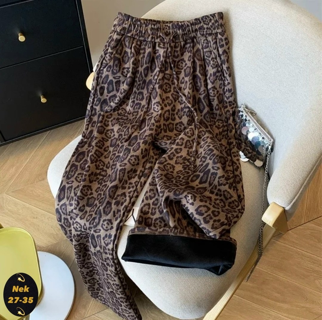 брюки с леопардовым принтом,брюки теплые,брюки модные,леопардовые брюки,брюки свободные