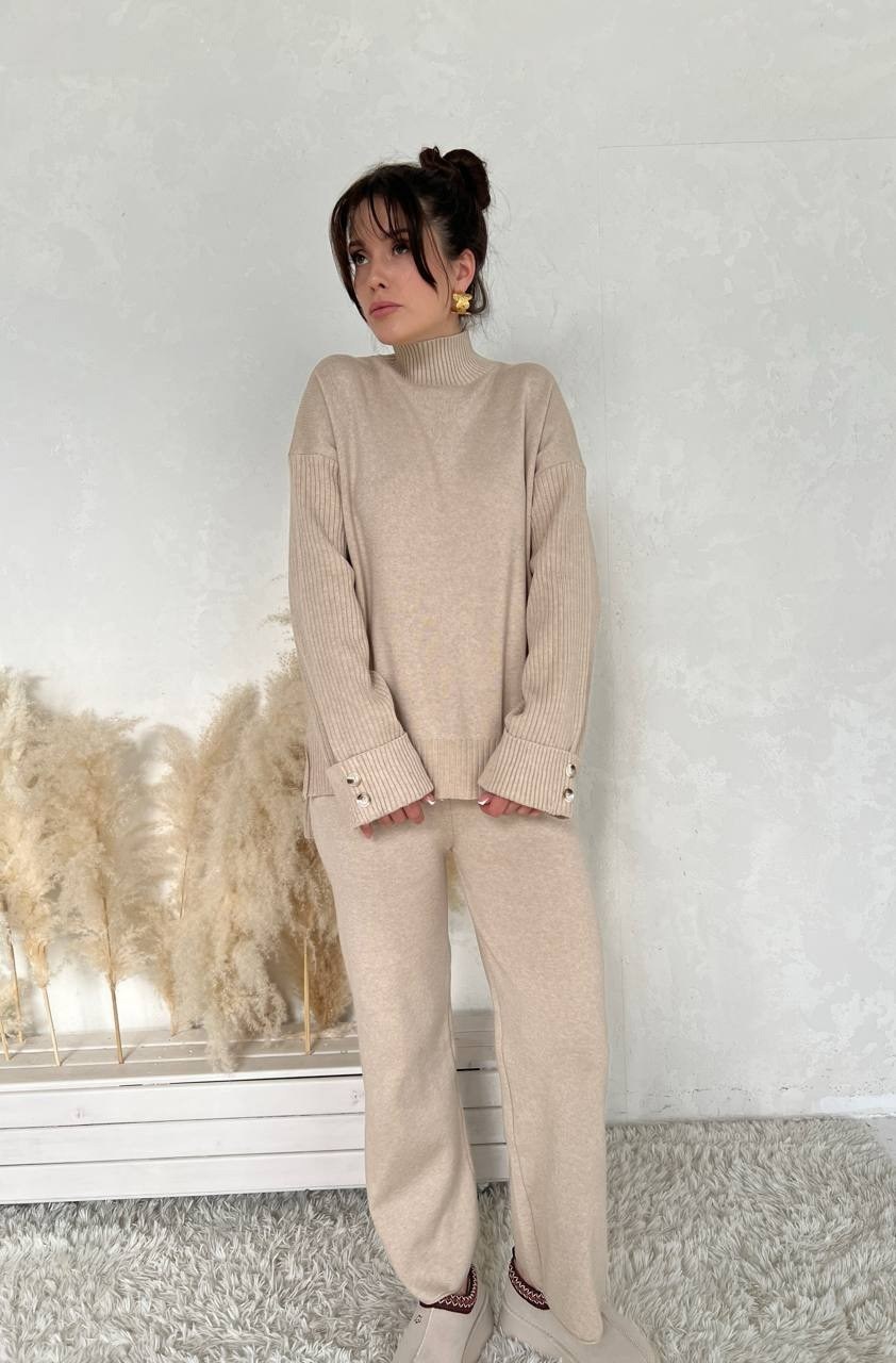 костюм с брюками,трикотажные костюмы,вязаные костюмы,трикотажный вязаный костюм с брюками,бежевый костюм