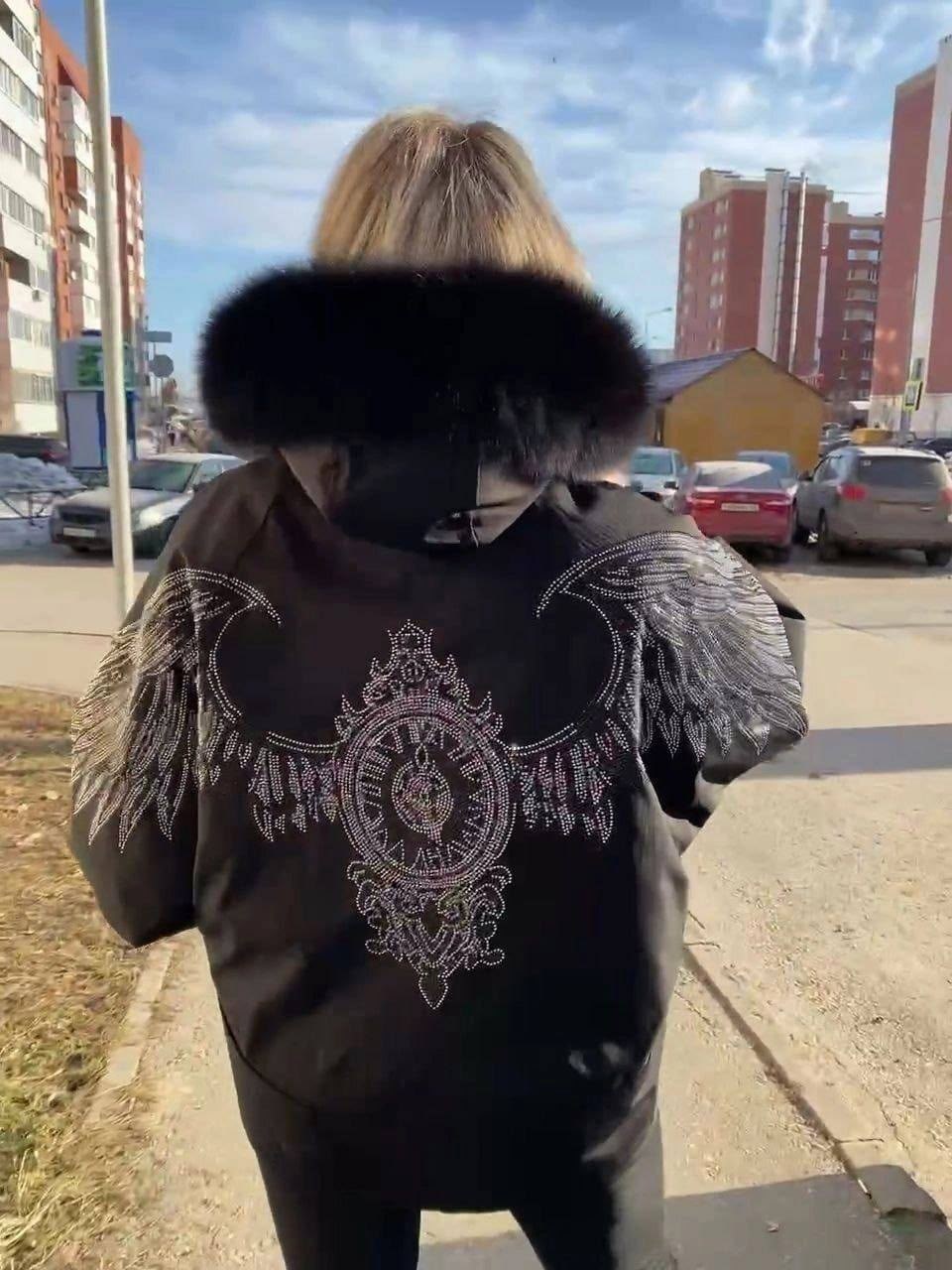 куртка меховая,куртка с мехом,куртка женская с мехом,куртка с крыльями на спине,бомбер с мехом