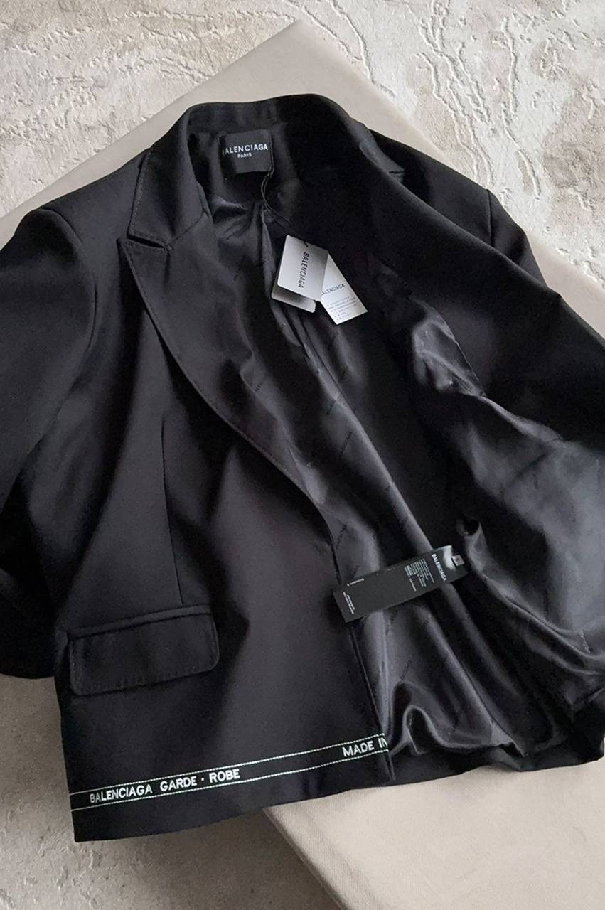 мода стиль,одежда модная,,уличная мода