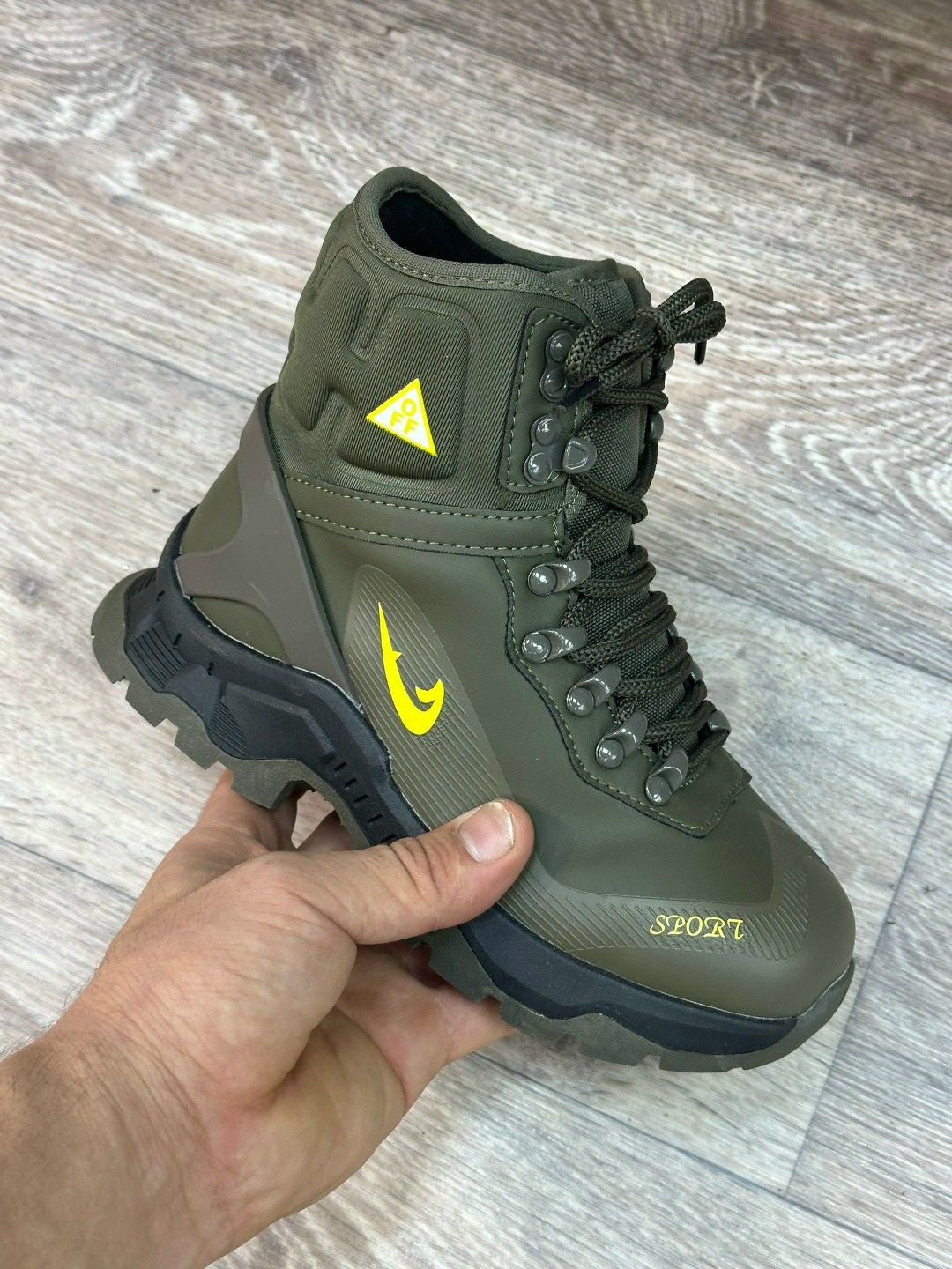 кроссовки зимние мужские adidas,кроссовки зимние adidas,кроссовки adidas,зимние ботинки adidas,adidas climaproof кроссовки мужские